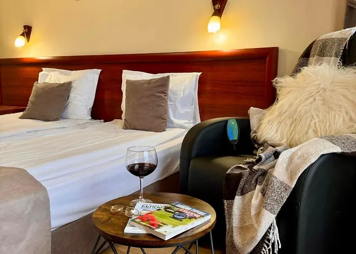 Гостевой дом Honey House 3*